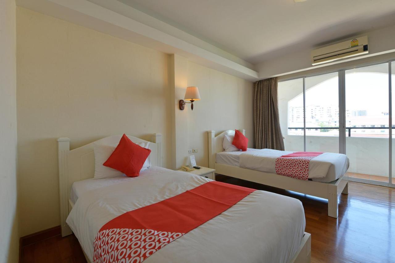 Oyo 109 Ozone Prime Pattaya Hotel Exterior photo