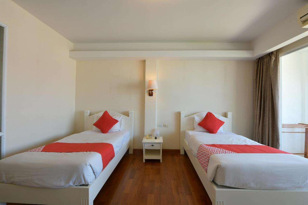 Oyo 109 Ozone Prime Pattaya Hotel Exterior photo