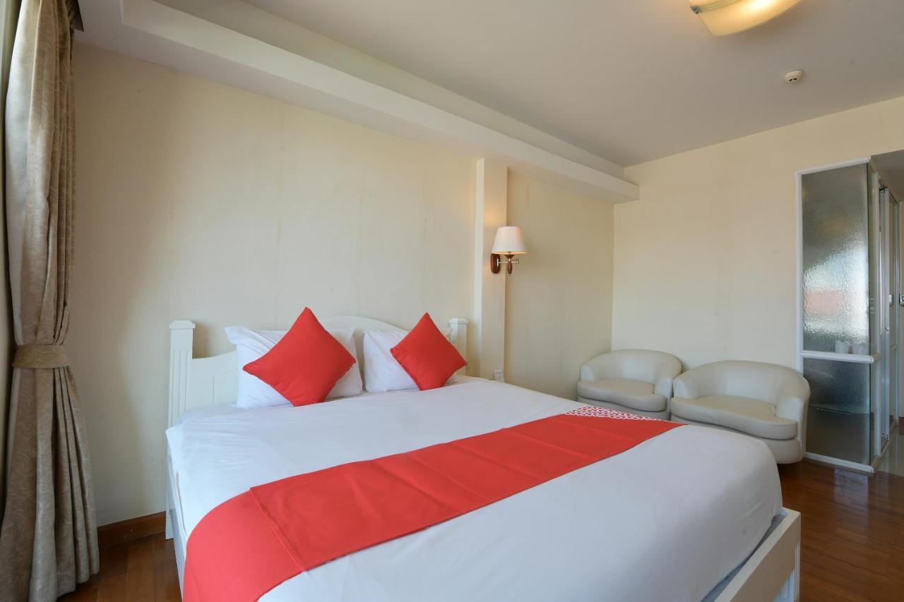 Oyo 109 Ozone Prime Pattaya Hotel Exterior photo